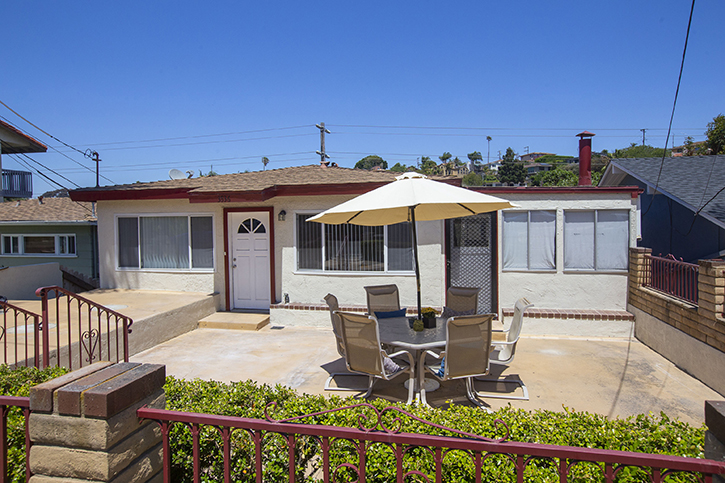 Property thumbnail image